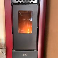 Stufa a pellet 7 kw.