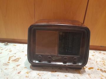 Radio d'epoca Magnadyne S51