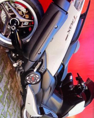 Carene DA RIVEDERE incidente t Max 500 2008 2012