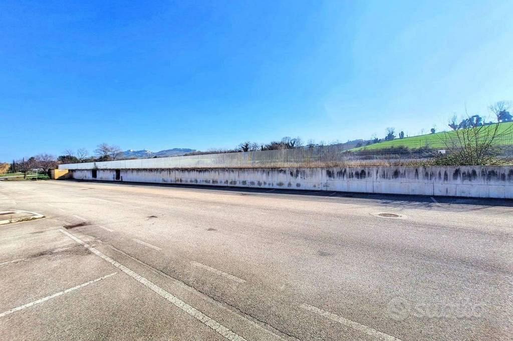 Immobile in asta di 13347 m² a Montelupone - Vista 5