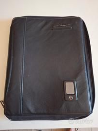 porta documenti in pelle PIQUADRO 