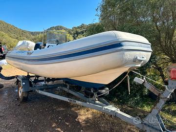 Gommone 4.8 m 40 cv
