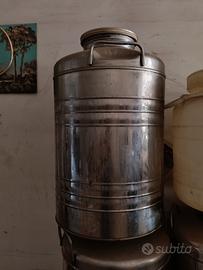 acciaio inox contentitori olio