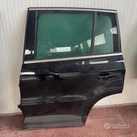 Ricambi Volkswagen Tiguan 2010 Portiera completa