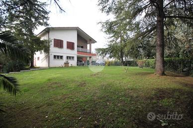 VILLA SINGOLA A COLLI AL METAURO