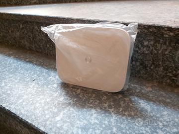 Vodafone station revolution Huawei  Wi-Fi bianco