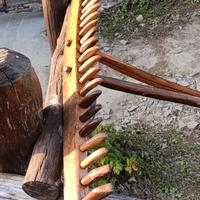 rastrello legno antico 