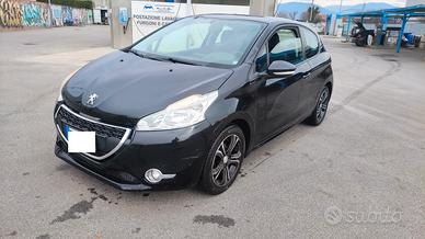 Peugeot 208 1.4 HDi 50KW 68CV 3 porte Allure NEOPA