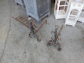 Alari e bracere per camino in ferro battuto cm 55