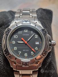 Orologio Citizen al quarzo.