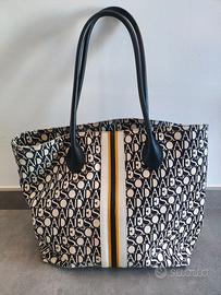 Borsa a spalla grande Escada