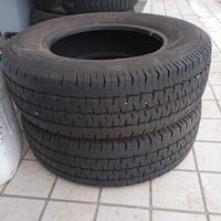 2 gomme V-02 215/70R15C 