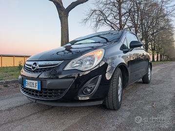 Opel Corsa soli 49.000km originali! 