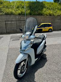 Honda Sh 300