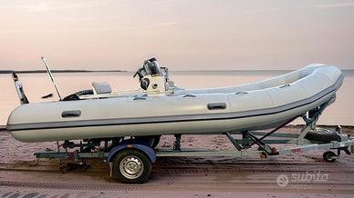 Gommone Vailant 570 + Mercuri 115HP