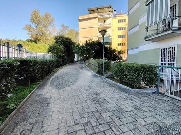 3 LOCALI A NAPOLI