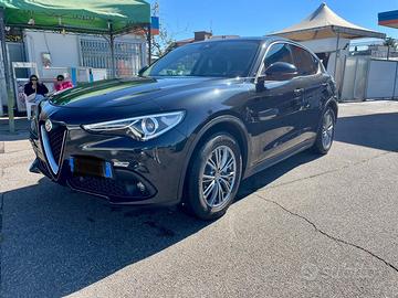 Stelvio 2.2 Turbodiesel 160CV AT8 RWD Business