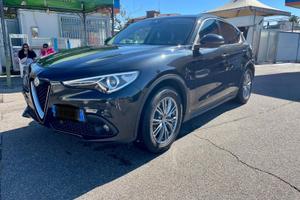 Stelvio 2.2 Turbodiesel 160CV AT8 RWD Business