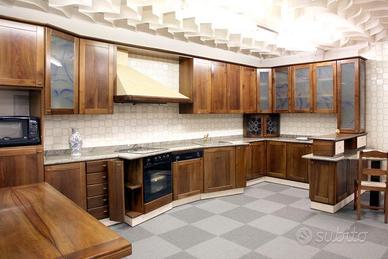 Cucina  modello RIALTO-in esposizione