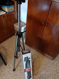 treppiede pe fotocamera con basetta