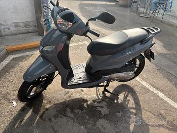 Peugeot tweet 50 cc