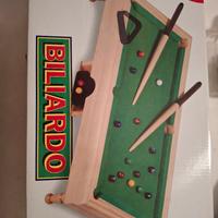 biliardo giocattolo