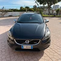 Volvo v40 d2 r desing 1.6 diesel rimappata