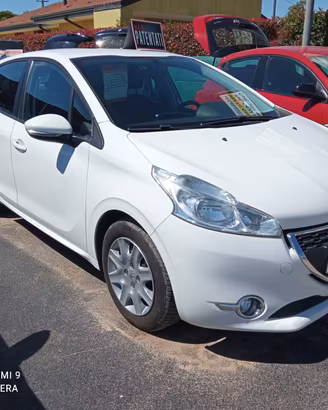 Peugeot 208 1.4 HDi 5P 68CV ACTIVE