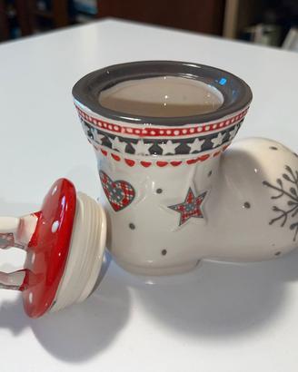 Decorazione natalizia in ceramica a forma di stiva