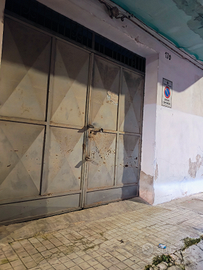 Garage magazzino Floridia