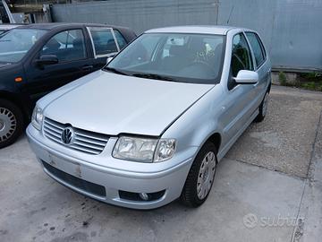 Ricambi per Volkswagen Polo 1.4 16v AHW del 2000