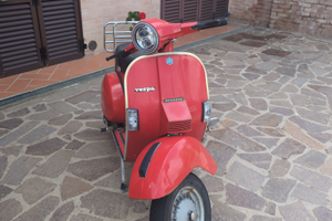 Vespa px125 arcobaleno
