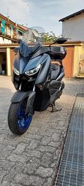 Yamaha xmax 300