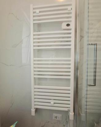 Termosifone scaldasalviette elettrico DeLonghi