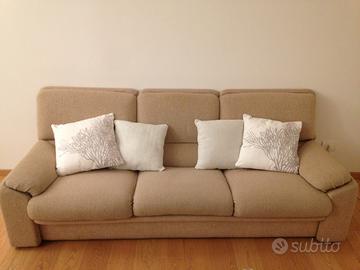 Divano 3 posti in tessuto