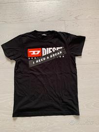 T-shirt nera Diesel taglia 12 anni