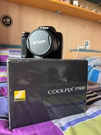 Nikon Coolpix P500 + tracolla porta fotocamera