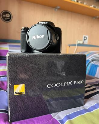 Nikon Coolpix P500 + tracolla porta fotocamera