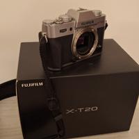 Fujifilm X-T20 argento