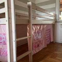 Letto rialzato a soppalco bambini doghe e tende