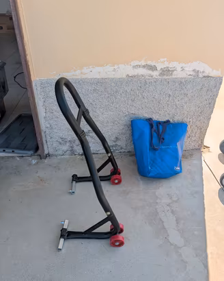 Cavalletto anteriore moto con ruote