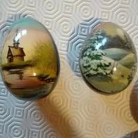 Uova di legno russe dipinte a mano