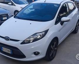 FORD Fiesta GPL APPENA TAGLIANDATA