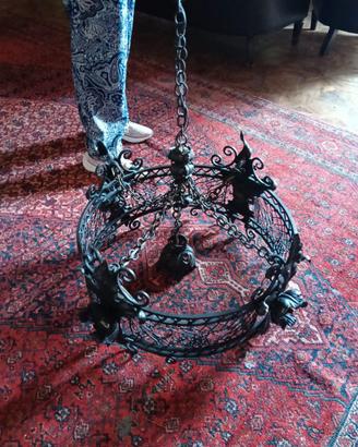 Lampadario ferro battuto, 5 lampadine funzionante