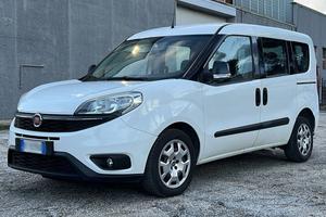 Fiat Doblò pianale ribassato trasporto disabili