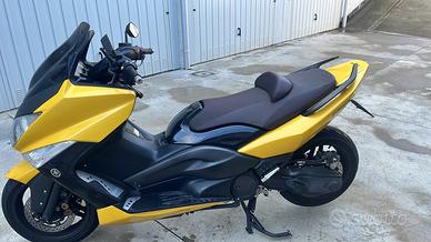 Yamaha TMAX 500