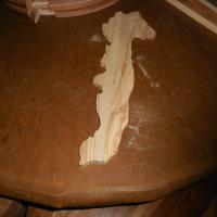 Tagliere in legno di Ulivo a forma di Puglia