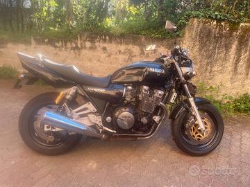 Yamaha XJR 1200 del 1995, 30000 km