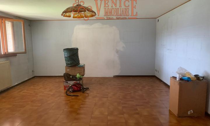 Chirignago - Ampia bifamiliare