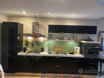 cucina lineare usata marca LUBE